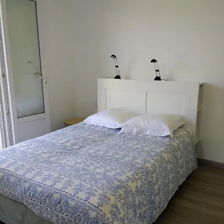 לינה וארוחת בוקר Terrefort