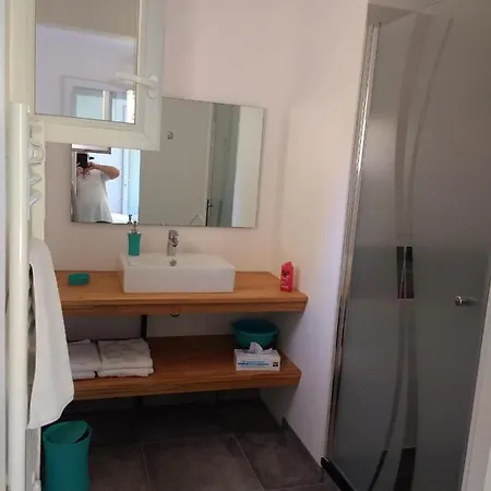 לינה וארוחת בוקר Terrefort 3*