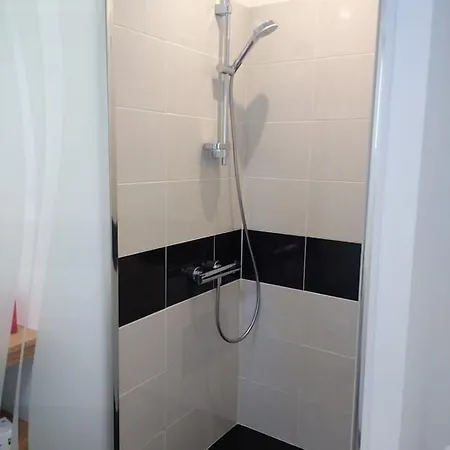 לינה וארוחת בוקר Terrefort Dremil-Lafage